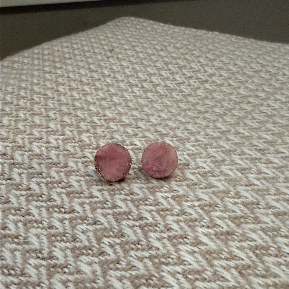 Chic Pink Textured Earrings